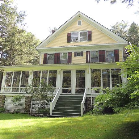 Brookview Manor Inn Canadensis Exteriér fotografie