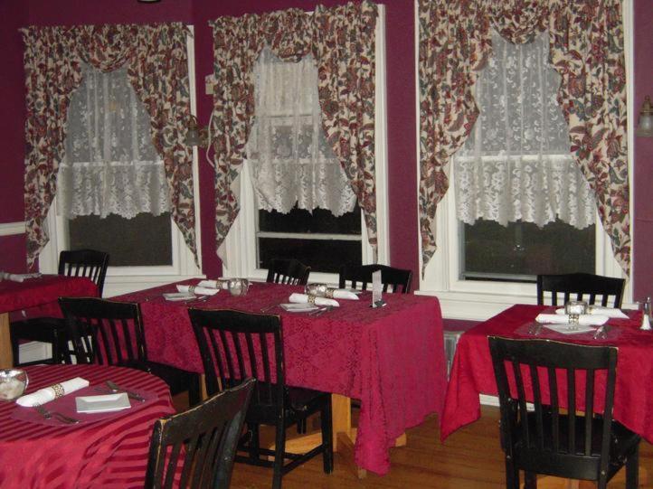 Brookview Manor Inn Canadensis Exteriér fotografie