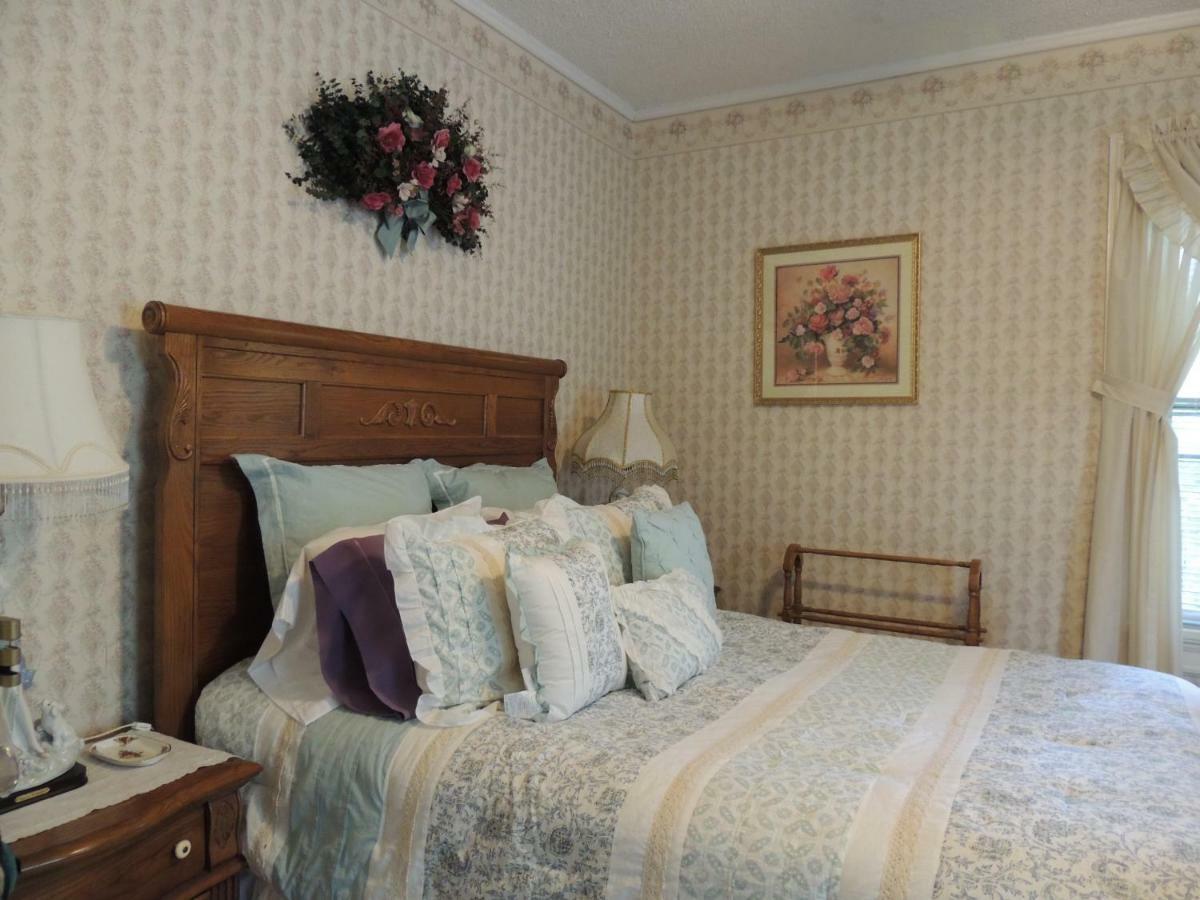 Brookview Manor Inn Canadensis Exteriér fotografie